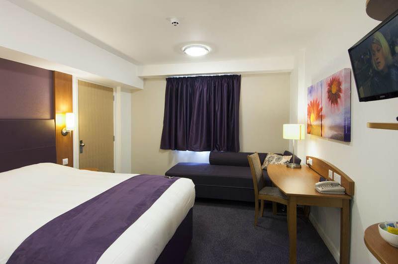 Premier Inn Frome Eksteriør bilde
